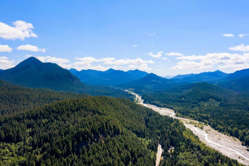 New Tiny Home Steps Away From Mt. Rainier Ashford Eksteriør billede